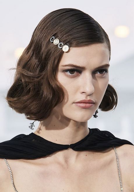 Frisuren 2021 halblanges haar